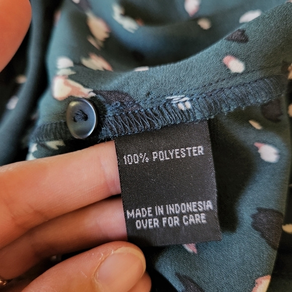 IZ BYER Button Down Top Size XS - Picture 9 of 12